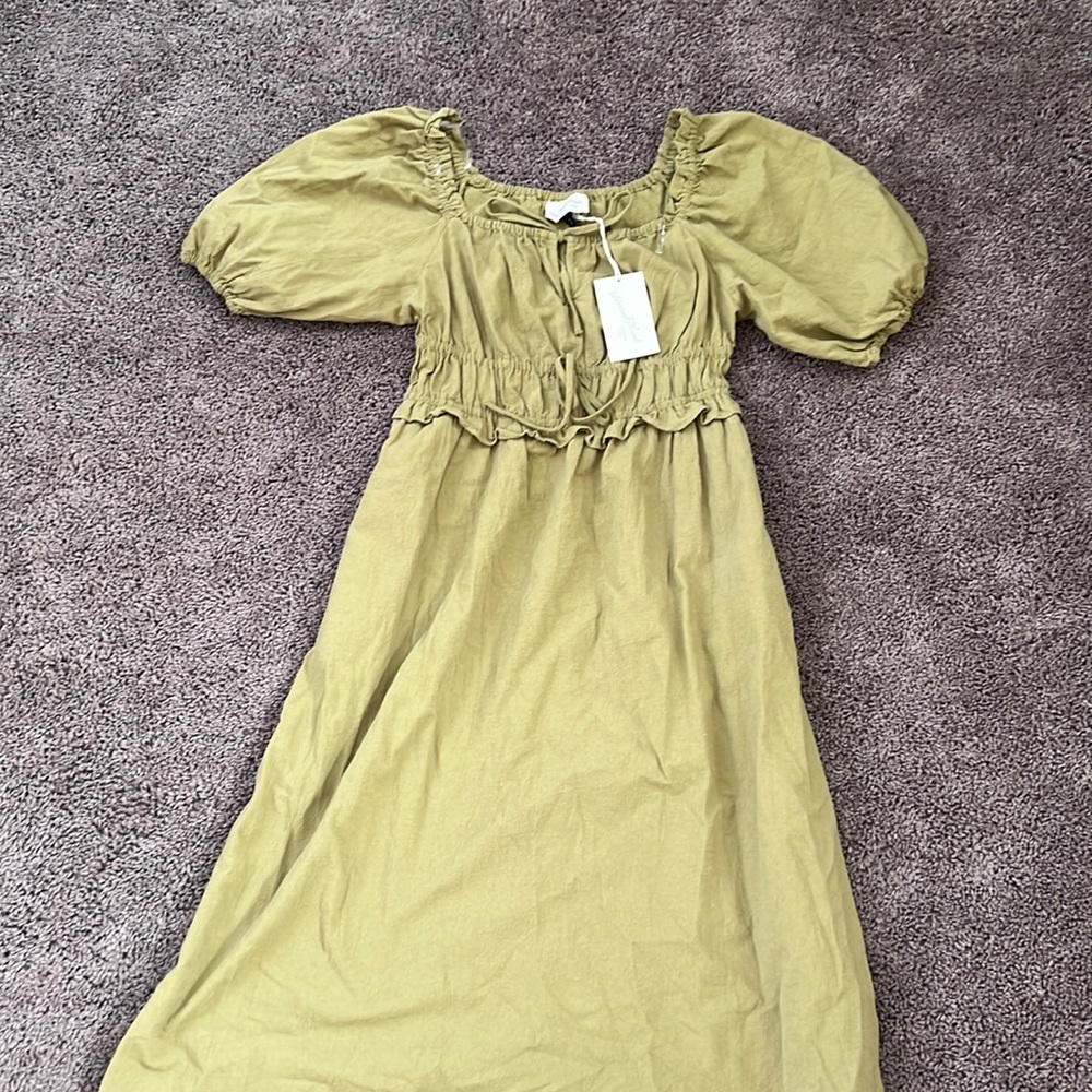 New with tags, universal thread dress puff sleeves XS - For a good cause!